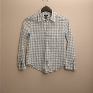 ANN TAYLOR BUTTON DOWN SHIRT SIZE XS